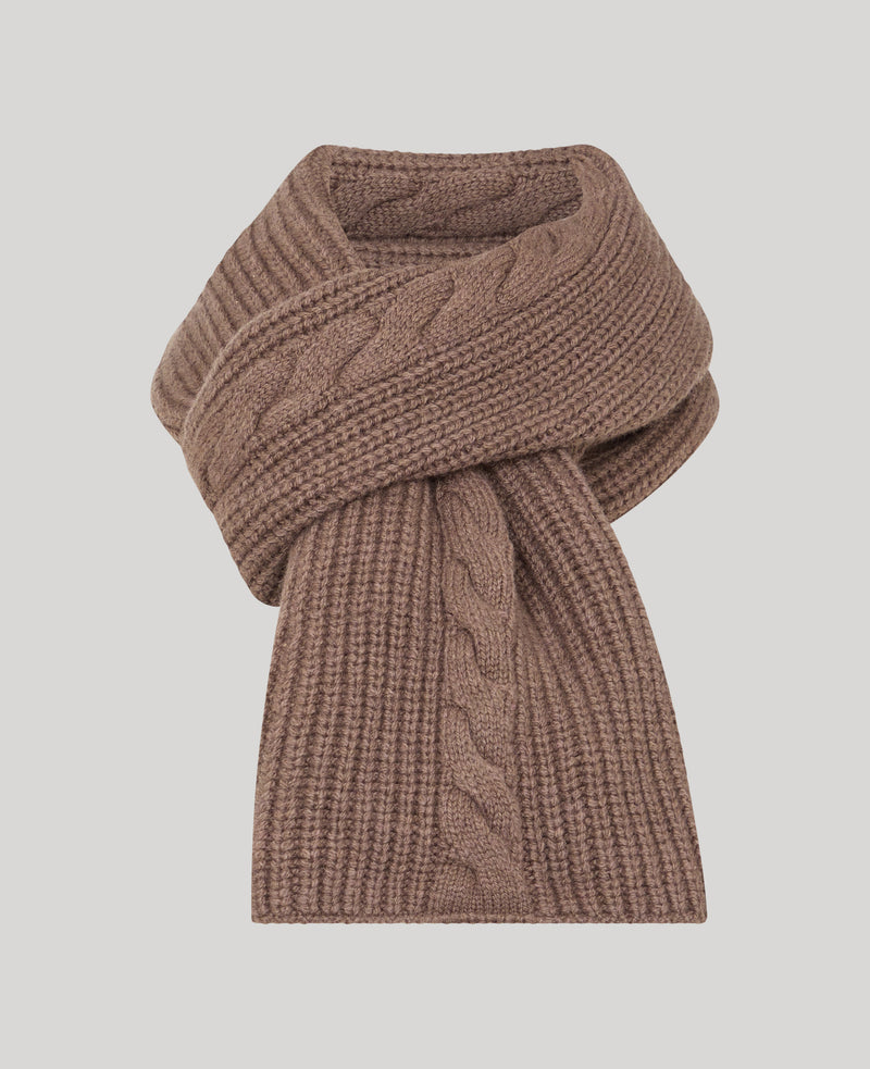Lambswool Cable Scarf